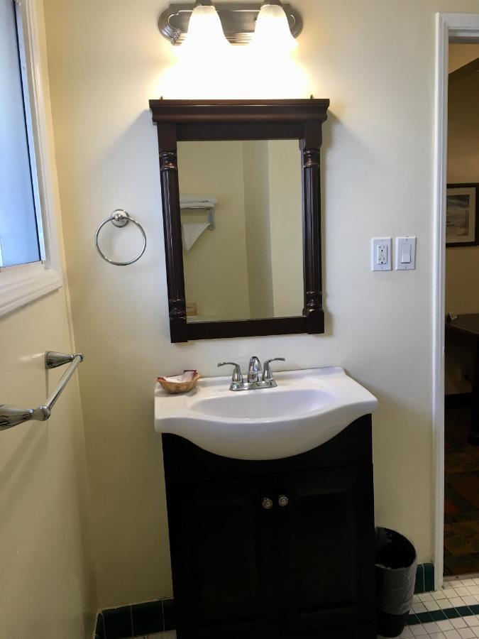 Los Feliz Hotel Glendale Eksteriør billede